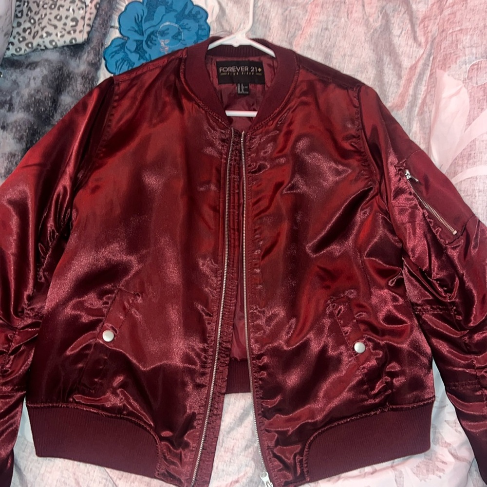 🎉 RED SATIN BOMBER JACKET
